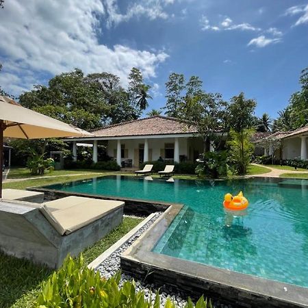 Claire Villa By Younger Villas & Resorts Ahangama Exterior photo