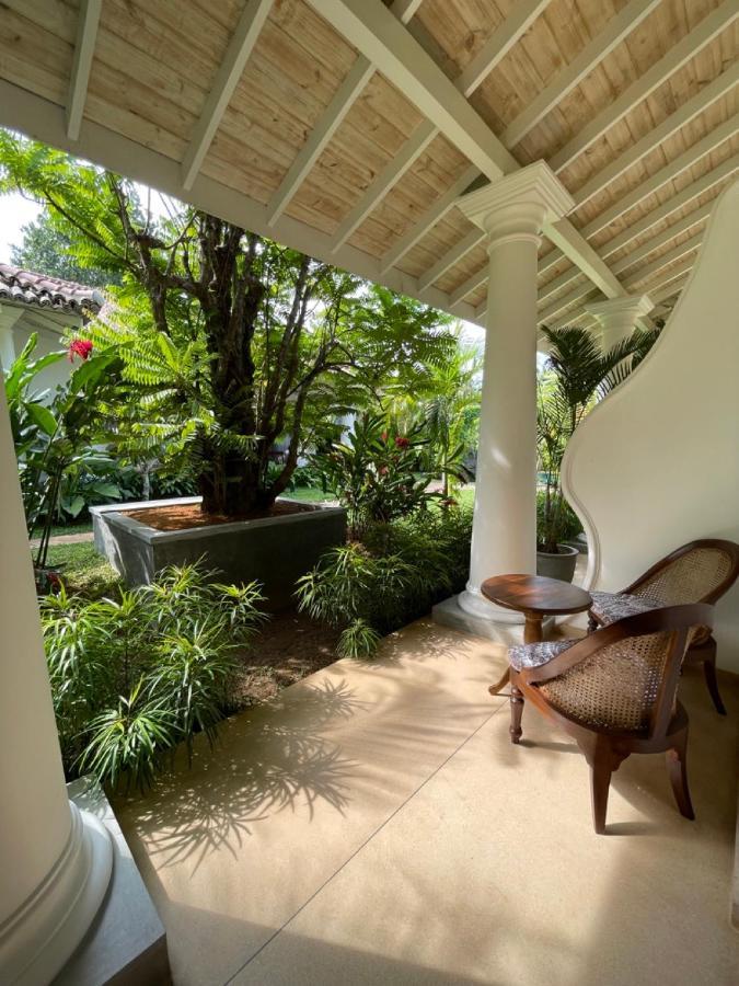 Claire Villa By Younger Villas & Resorts Ahangama Exterior photo