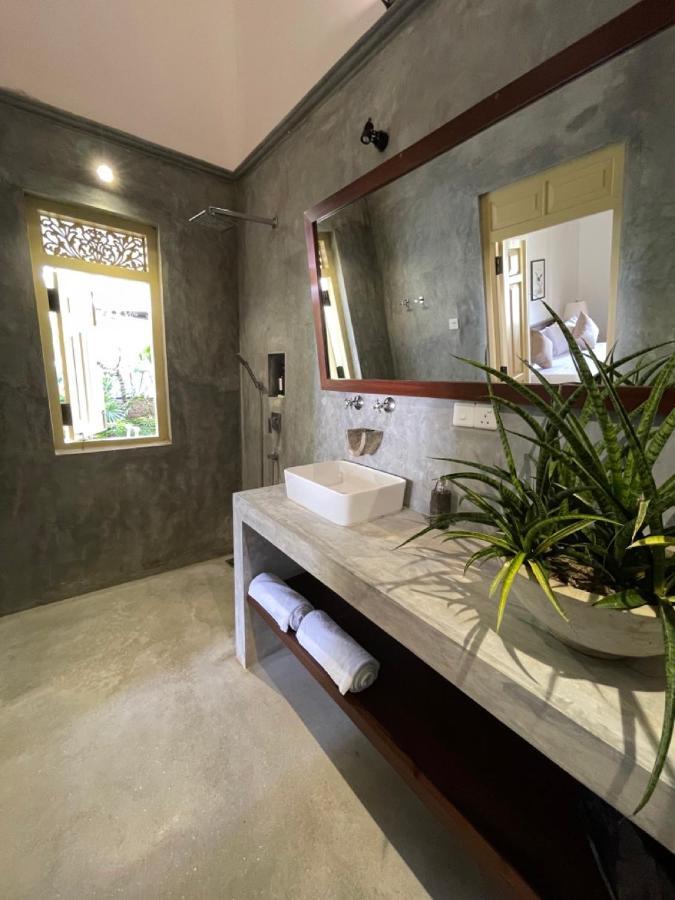 Claire Villa By Younger Villas & Resorts Ahangama Exterior photo