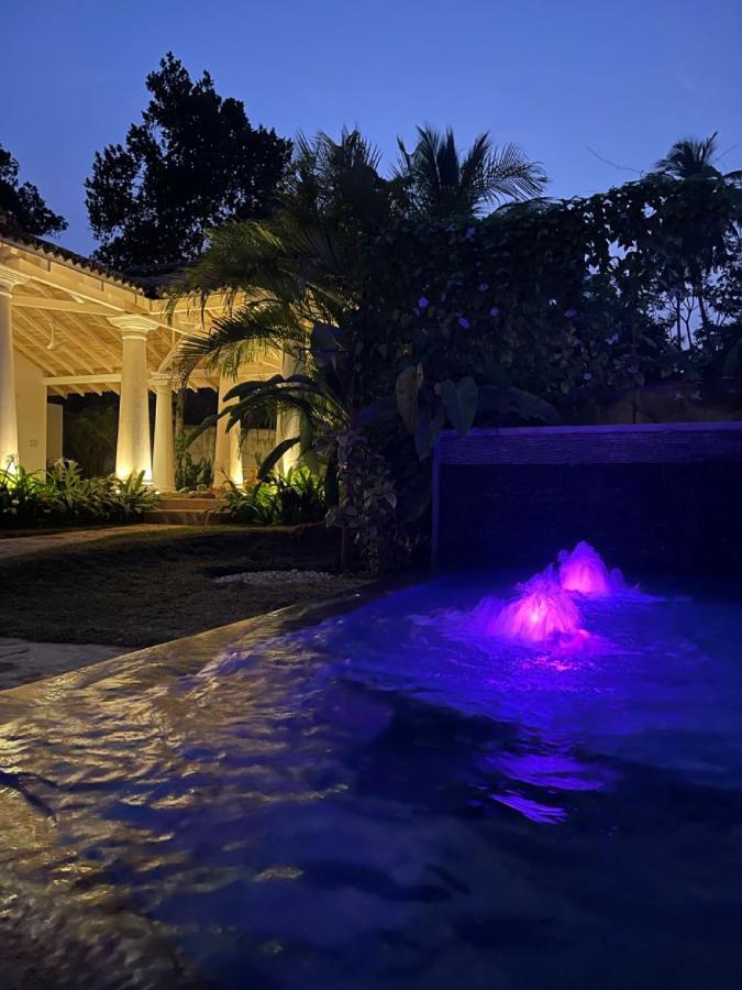 Claire Villa By Younger Villas & Resorts Ahangama Exterior photo